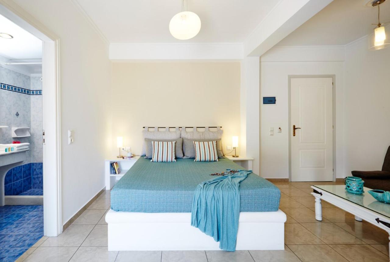 Hermes Hotel Kamári Eksteriør bilde