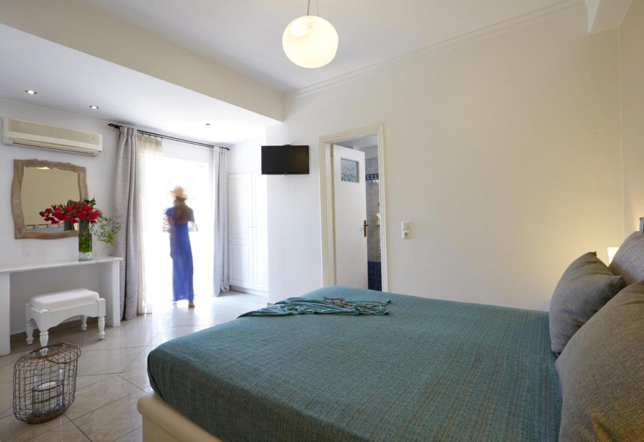 Hermes Hotel Kamári Eksteriør bilde