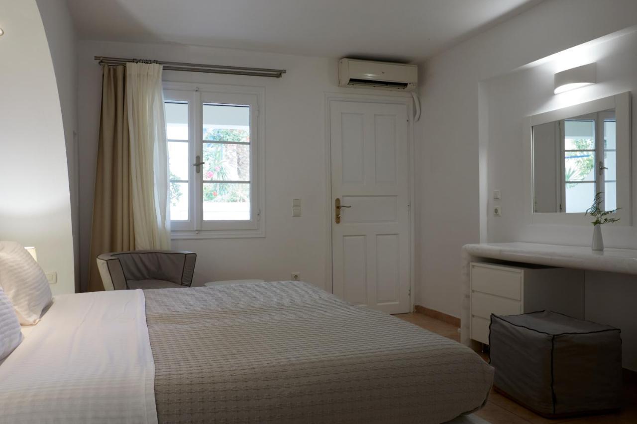 Hermes Hotel Kamári Eksteriør bilde